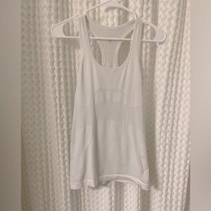 Lululemon Swiftly Tech Tank